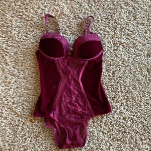 Daisy Fuentes Lingerie